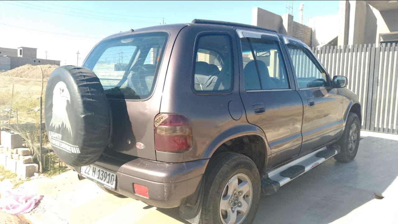 كيا سپورتيج للبيع 
موديل ٢٠٠٠ 
سنويه جديد لحد ٢٠٣٠
صبخ عام لجماليه 
جاملخ ورا سايق بى ضرر 
كير اوتوماتيك بشرط 
محرك بلادى بشرط 
تبريد و تتفيه يشتغل 
٤ طايارات جديد

رقم اسيا ***********

سعر ٥٠ و بى مجال شويه
