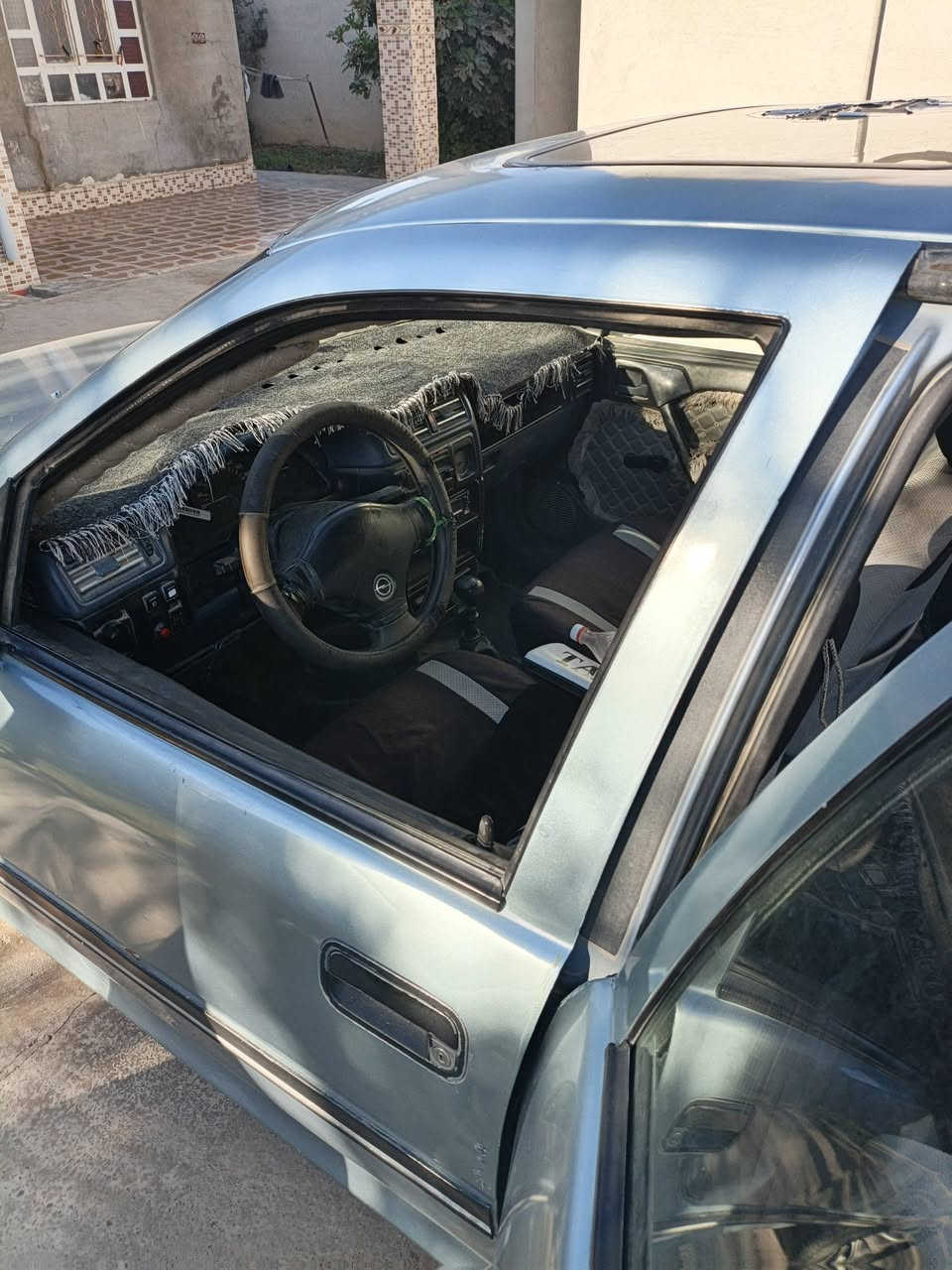 سلام عليكم اوبل فكتر لبيع كربون بنزين موجود راقم نينوى سنويه مجدادا لحد 2028 سيارة كلش نضيف الكير شرط محرك بدات صرف سعر 37 وبي مجال ادا تريد وكاله وادا تريد تحويل )(رقم الهاتف العنوان تلعفر أقرب مكان معرض طيبه ***********
