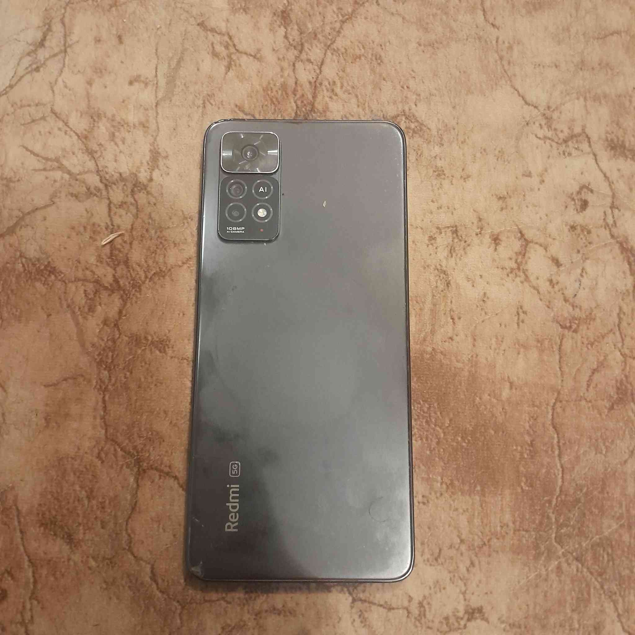 سلام عليكم
ريدمي نوت 11 برو 
الجهاز عايزه بس شاشة 
ذاكرة 128 
العشوائية 8+5 
شحن سريع 67 واط 🔥 
بطارية 4800🔋 
كامره 108 ميكا بكسل مدعومة بالذكاء الاصطناعي 
شاشه 120 هيرتز
يدعم شبكة ال5G
السعر 75 وبي مجال 
توصيل جميع المحافظات 
العنوان نجف حي الإمام المهدي 
***********
