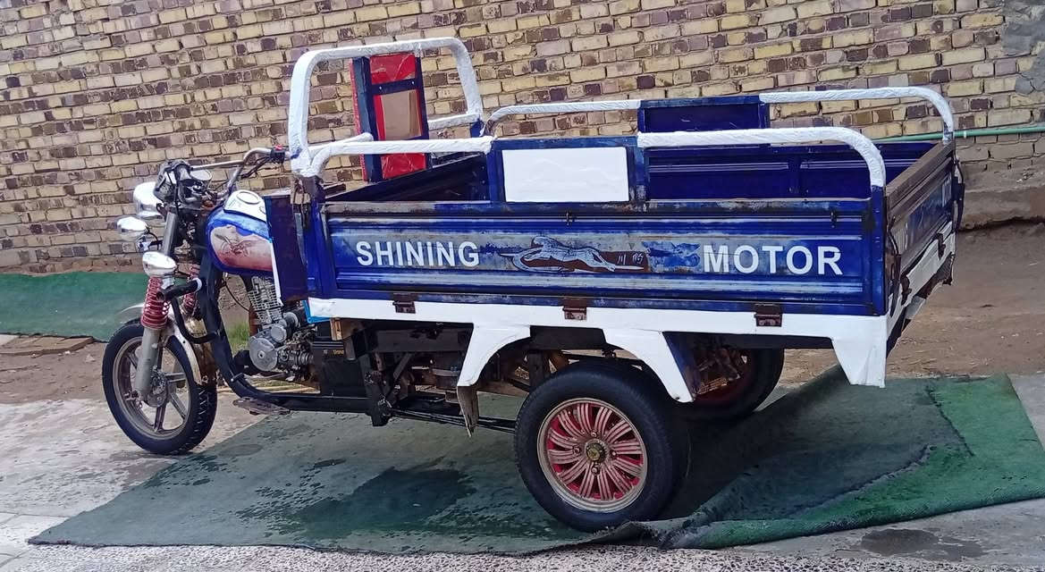 ستوته للبيع موديل 16مكينه 17مكفوله اوراق وركبه وشاصي  مكفوله  من الحيم ومن الخياس مكاني القاسم شراي يتصل ***********ما متواجد ع فيس
