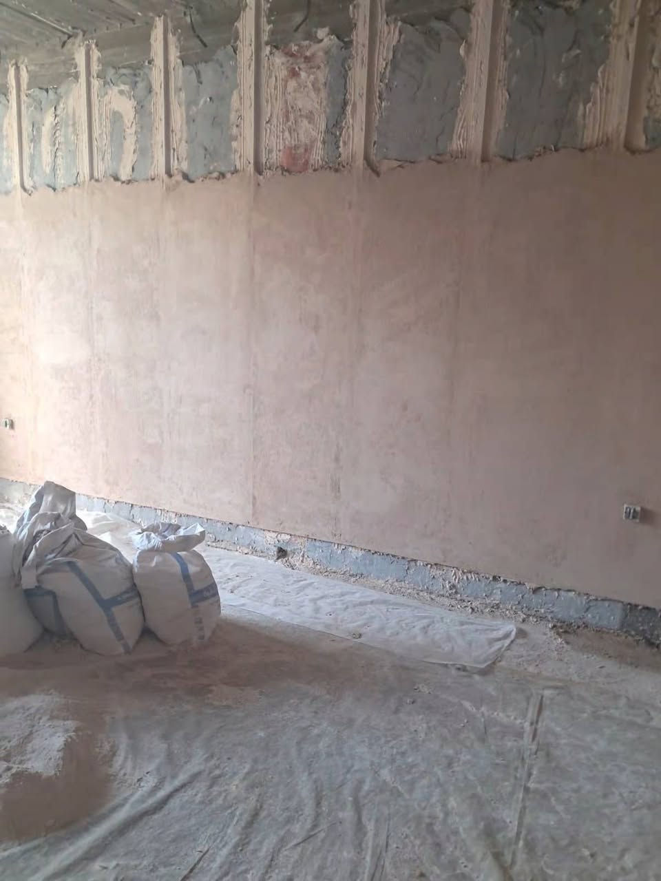 خلفة بياض جص وبورك درجة أولى ع البلاجكتور الأصفر تسليم مهندس
محمد اللامي ‎***********

#خلفة_بغداد #خلفات #عمال_بناء #ترميم_منازل #بياض #جص #بورك #البخ #بغداد #العراق
