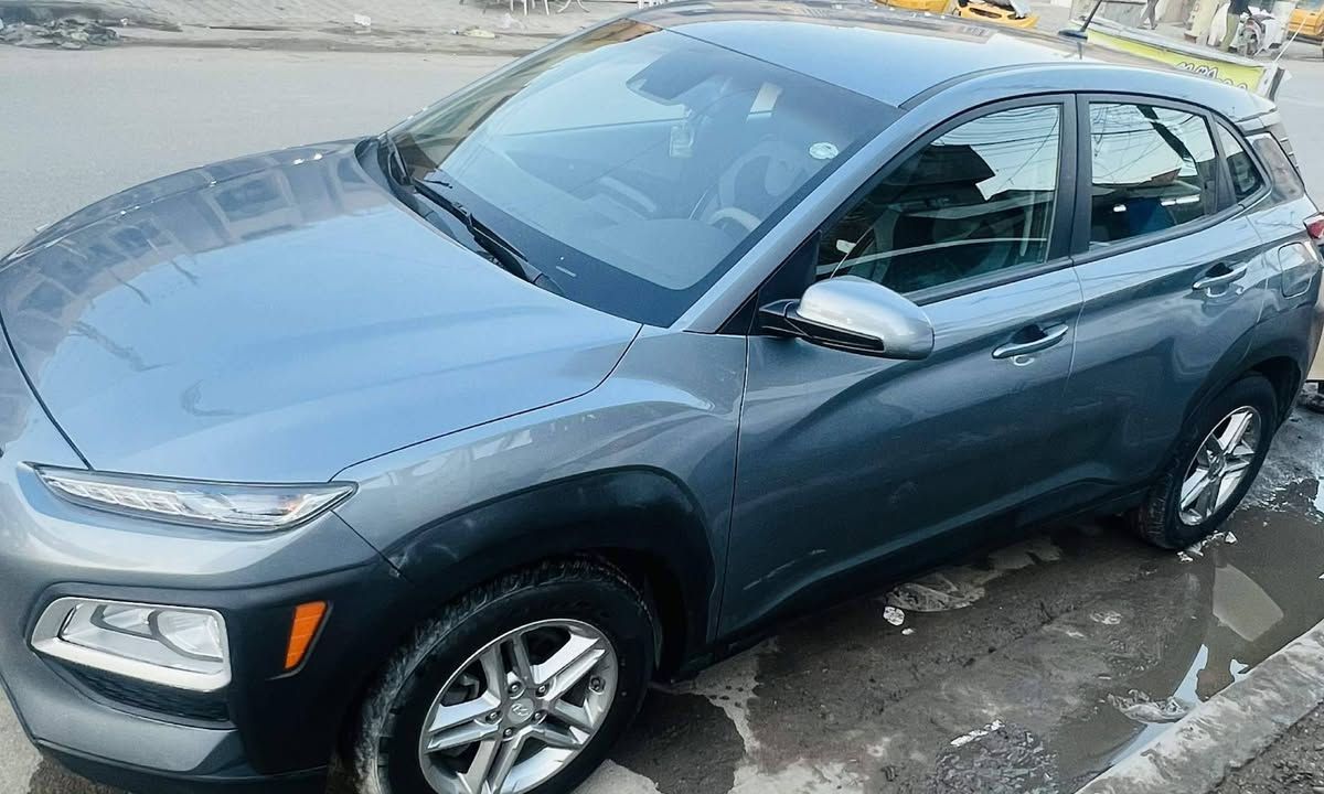 كونا 21 رقم اربيل  السيارة نضيفه حيل كير at  حداديه كلشي جديد
السعر 129 قفل 
مواصفات عاديه السيارة 
حادث و سونر موضح بصور وين ميعجبك وديه افحصه 
***********
