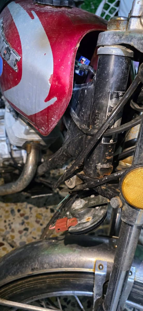 دراجه يراني نايمه لبيع 1700
دراجه رقم موديل 23


**إذا كنت صاحب هذا الإعلان وتريد حذفه لأي سبب، رجاءا أرسل رسالة إلى الدعم الفني**