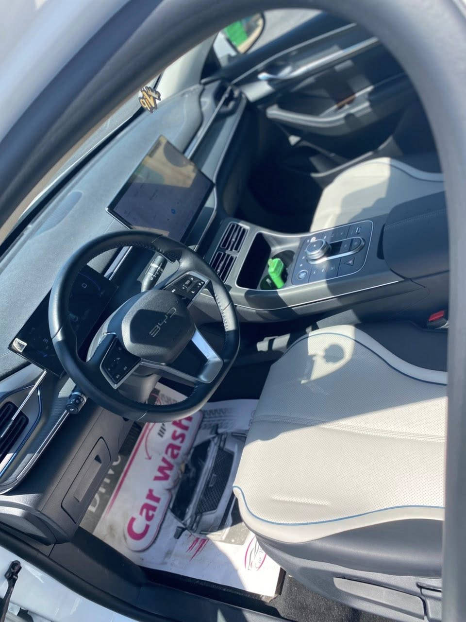 BYD 05 ديستروي مكفولهه من الصبغ وضربه بيهه طخه جوه قبق البانزين  وموضح بلمنشور تحول ثاني يوم مكان بغداد السعر 19/500وبيهه مجال الاستفسار ***********
