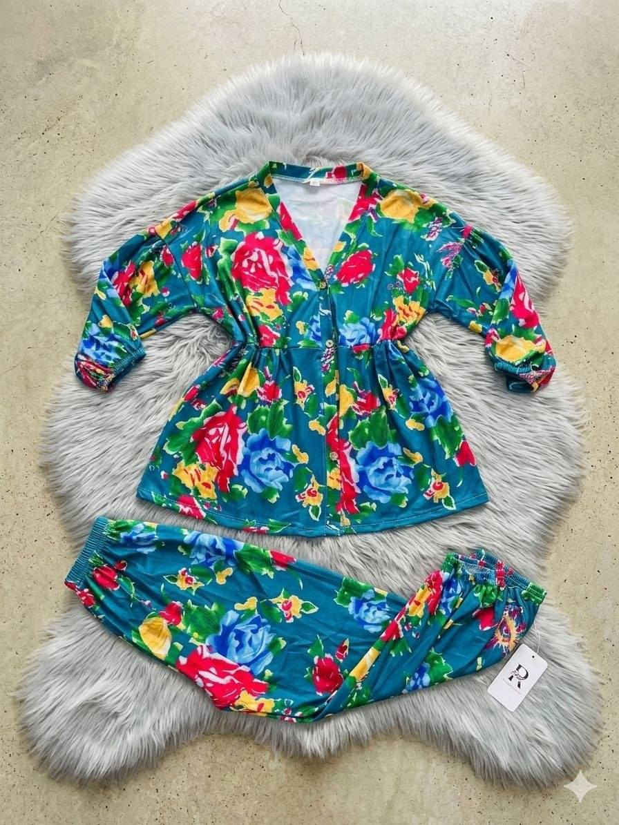 تراك  نسائي 🥰 

#الخامايه_فانيلة_درجة_اولى 

القياس من 1 ل 5 يلبس الحد 100 كيلو

سعر الدرزن 60 الف,#متابعه #اشاره


**إذا كنت صاحب هذا الإعلان وتريد حذفه لأي سبب، رجاءا أرسل رسالة إلى الدعم الفني**