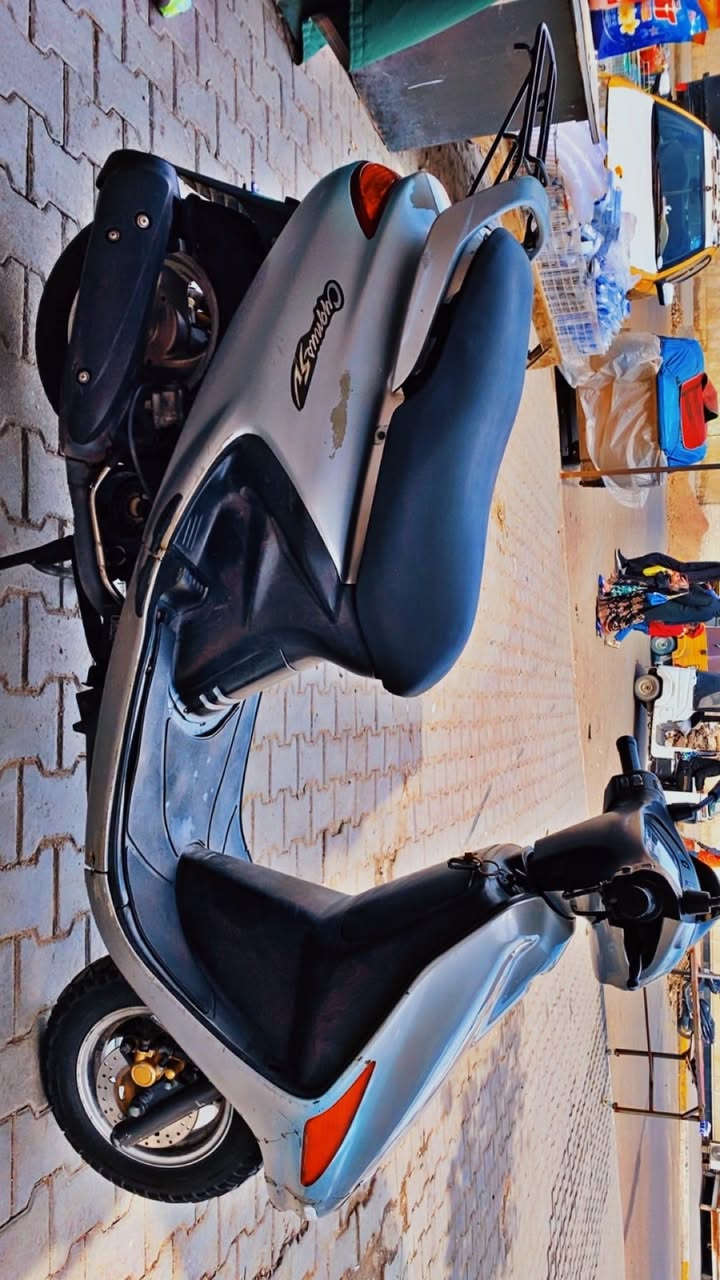 سلام عليكم  يوماها ياباني سرعه 100 بلاديه كلها للبيع مكفوله كفاله عامه مكاني بغداد  ***********
