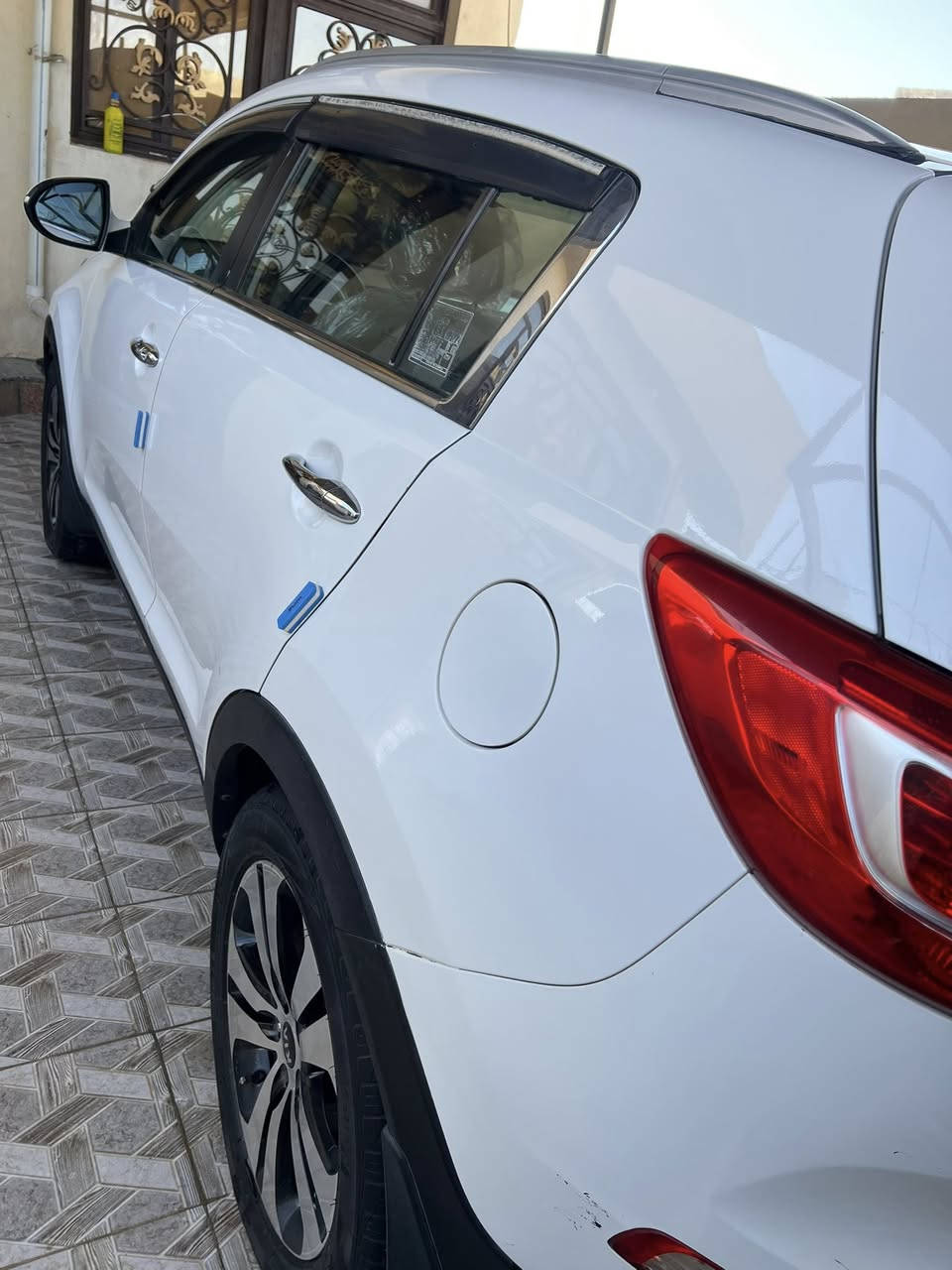 رقم سليمانية الجديد (خليجي) محرك 2000 دوش كير 6 نمر 

فول مواصفات بانورما مري شفط اشاير بالمري شاشة كامرة حساس خلفي تحكم ستيرن لد امامي سستم نيكل 

ويل كروم 18 كشن حلد 

كفالة عامة من الضربة والتبديل بيها فقط ربع باب خلفية صبغ اثر شخط بدون دواخل 

السعر 138 وبيها مجال 

***********
