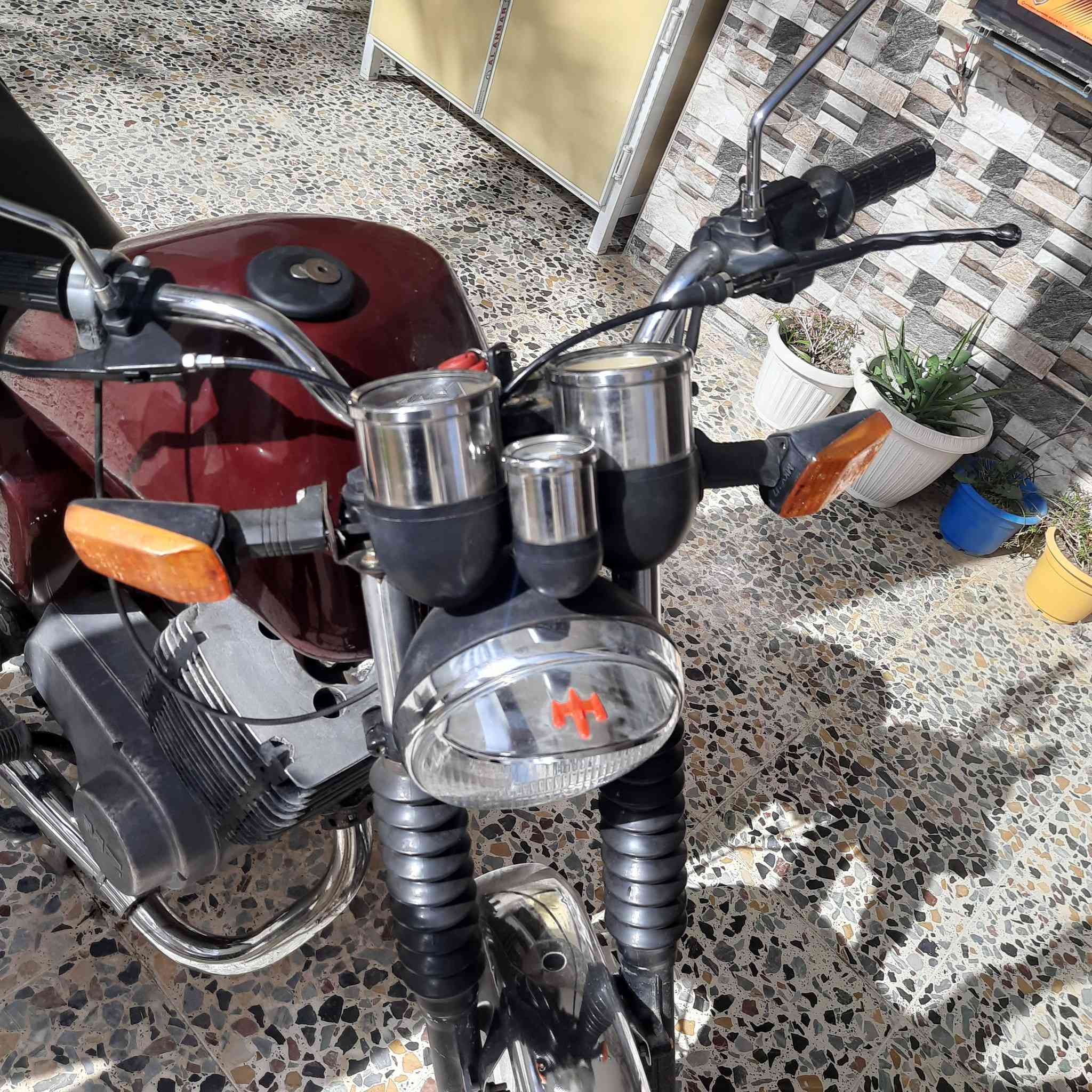 السلام عليكم من رخصة صاحب الگروب MZ قنبورة محرك المانيا الماطور كامل من كل شي السعر   1250 للتواصل ***********
