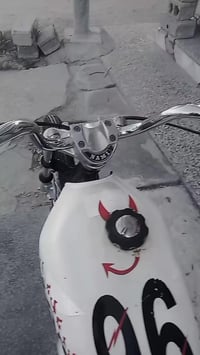 كربلاء حي عباس • دراجة • مجال قليل