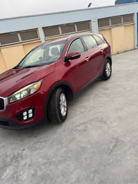 سورنتو وراد امريكي..2017..٧راكب محرك ...6سلندر مامفتوح حادثه خشم الجام...