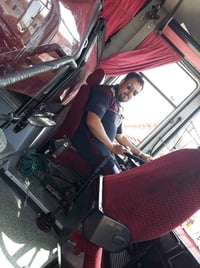 بسم الله الرحمن الرحيم الى كل من يرغب بزيارة امير المؤمنين عليه السلام...