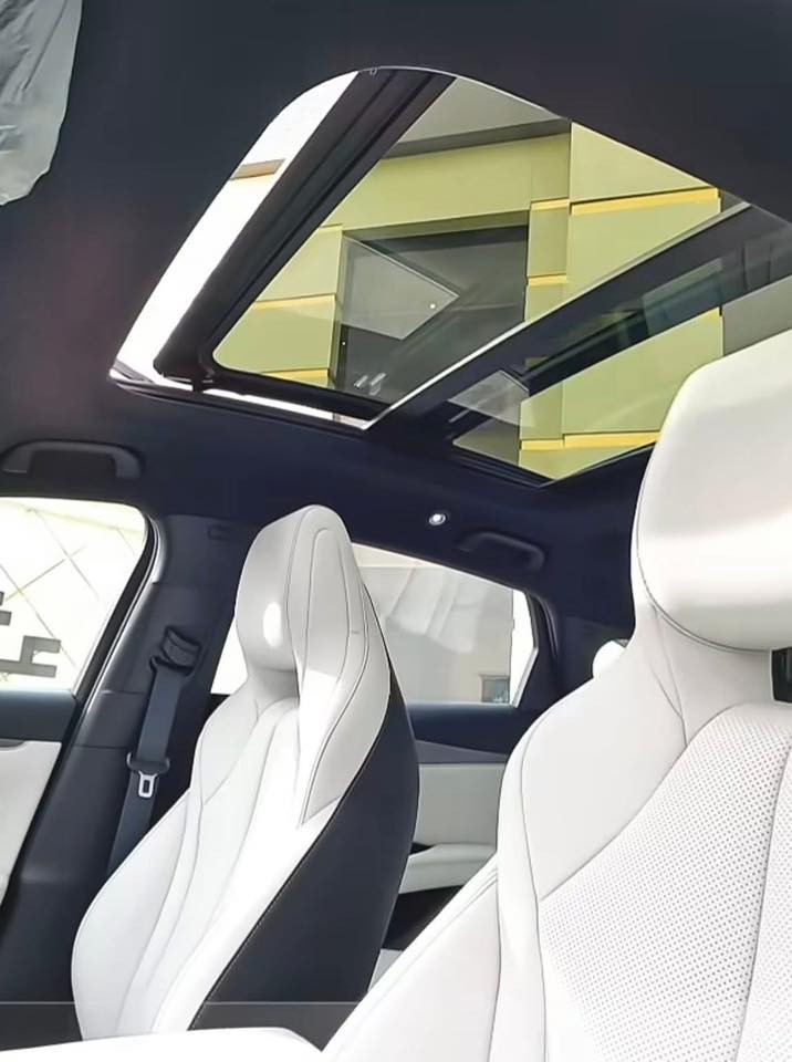 � وصول جديد – BYD سيل 6 موديل 2024 🚨
🚫البيع النقد فقط ماكو اقساط 

✨ فتحة بانوراما
🎥 4 كامرات
🎨 لون بحري جذاب
🤍 داخلية بيضاء فخمة

✅ بصمة تشغيل
✅ كارت
✅ شاحنة
✅ أرضيات
✅ العدة كاملة

⚠️ العدد محدود جداً والطلب عالي
للجادين فقط… الفرصة ما تتكرر واللي يتأخر غيره ياخذها 

سعر 

11 مليوون 750 الاف قفل قفل

***********
