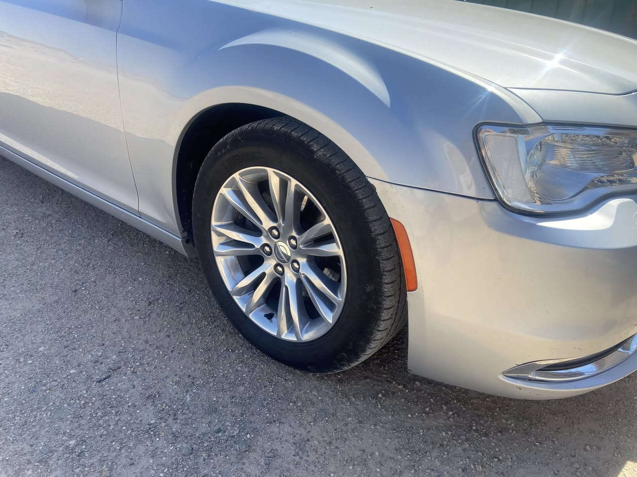 سلام عليكم عندي ويل مكسيكي اصلي عليه تخم تاير جديد اريد مراوس بويل خليه بس كون جديد معه فرق


**إذا كنت صاحب هذا الإعلان وتريد حذفه لأي سبب، رجاءا أرسل رسالة إلى الدعم الفني**