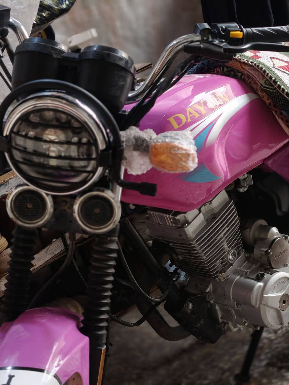 سلام عليكم دراجة دايون عضم لون بنفسجي الدراجة رقم وسنوية انكليزي كفالة عامة من الزلغ ما مفتوحة شرط الفحص السعر مليون 950 بيهة مجال مكاني كربلاء حي العامل رقمي ***********
