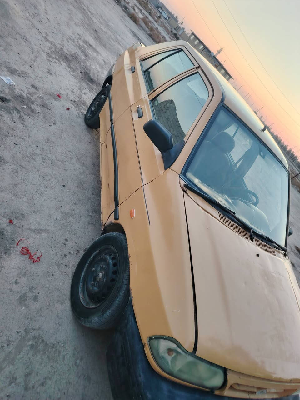 سلام عليكم سايبه مديل 15 مكينه وكير خير من الله رقمه قادسيه ألماني  راعيه متوفي سياره بيه ضربه بل جنطه ومصلحه سعر (13) وبيه مجال للاستفسار لاتصال *********** تصال مكلف بنشر مكاني بديوانيه
