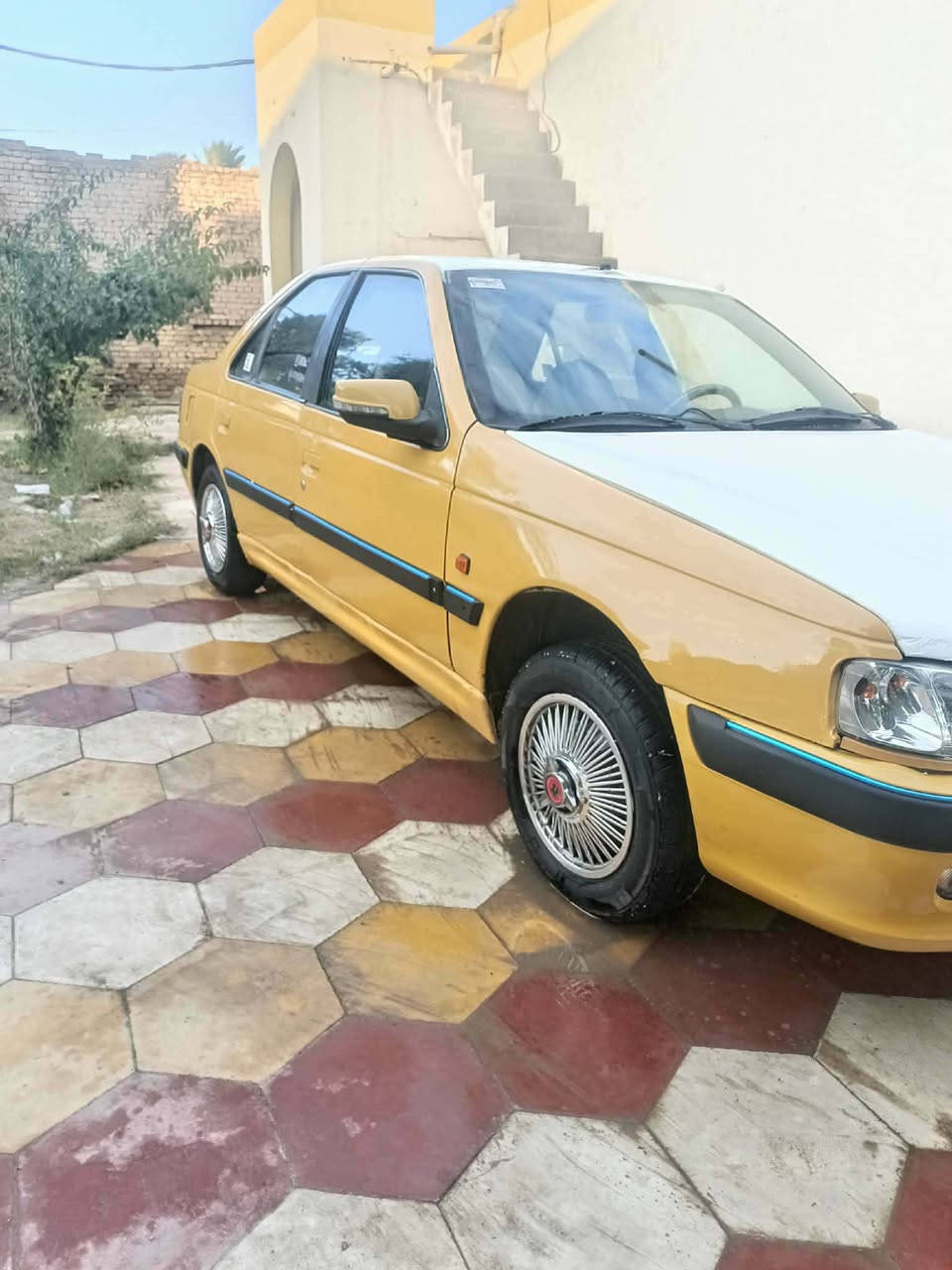 اسلام عليكم بيجو بارس للبيع موديل 2011رقم نجف مالك ديوانيه سنويه ماصاقطه امصفره مكفوله من الظربه مكينه كير حداديه شرط تخم تاير جديد سعر 30اوبيه مجال عنواني ديوانية ***********
