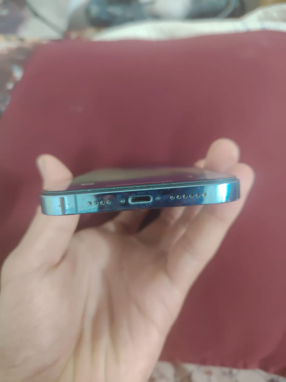 السلام عليكم
ايفون ١٣ برو ماكس ذاكرة ٢٥٦ بطارية ٩٣ لون بحري فقط مبدل شاشة اصلية ونضافه الجهاز شوفت العين الملحقات كارتونه وشاحنه السعر ٦٠٠ و شعدك مراوس نزل واذا اكو الترا ٢٢ او ٢٣ مكاني حله مركز مدينة ***********
