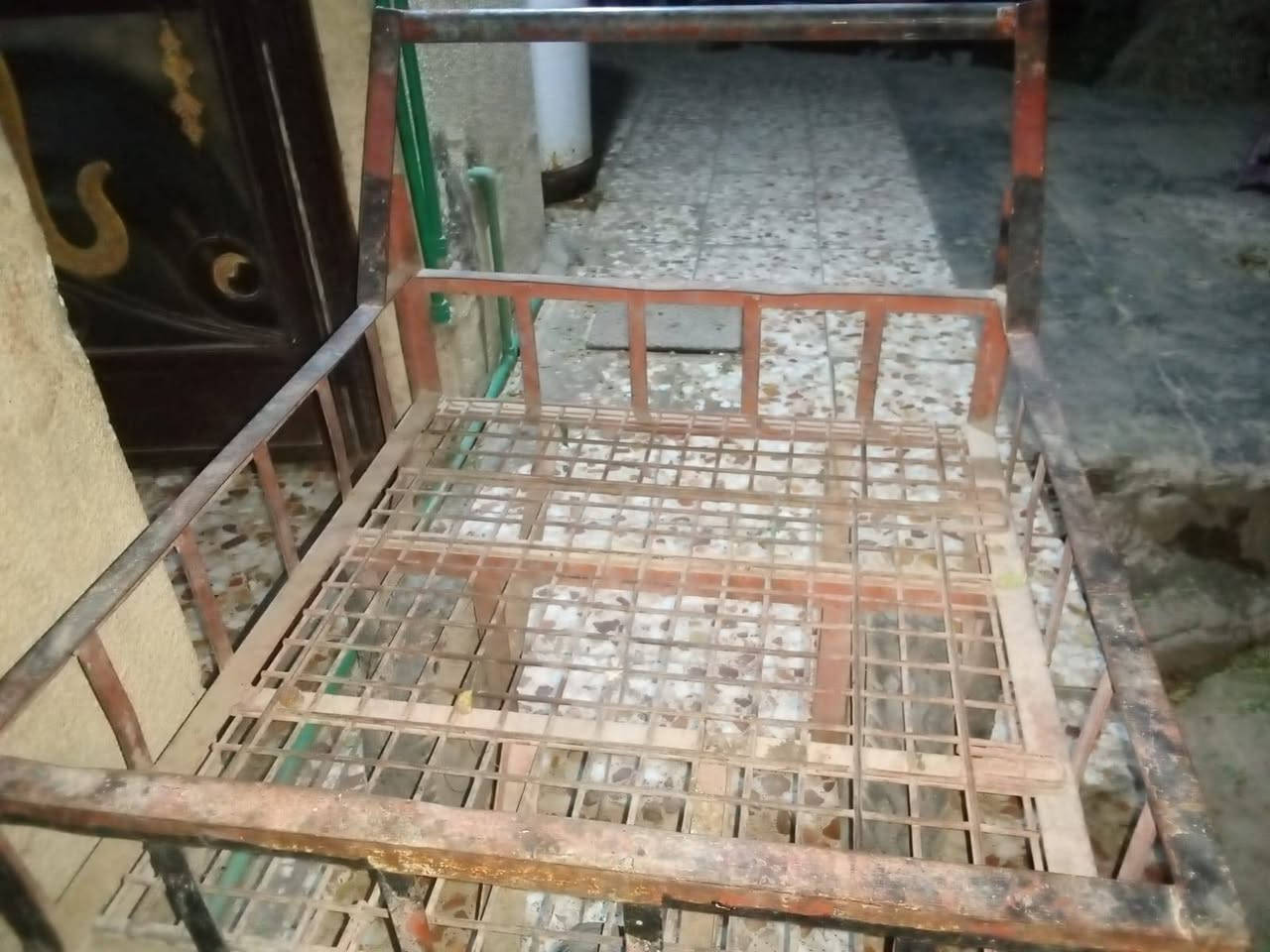 سلام عليكم  عربانه للبيع العنوان بغداد دوره شارع 60
السعر 150


**إذا كنت صاحب هذا الإعلان وتريد حذفه لأي سبب، رجاءا أرسل رسالة إلى الدعم الفني**