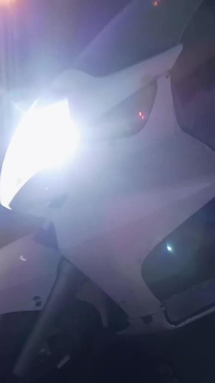 سلام عليكم دراجه سلفر ونج مكينه 600 دراجه خير من الله  كامله نكره تشتغل بي وكت دراجه حلوه وشلعه تشك الكاع ومعدل دراجه. حلوه مكاني مدينه الصدر رقمي *********** سعر 12 مستعجل على بيعته
