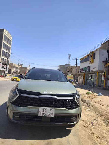 سبورتج موديل 24
فول مواصفات اكس برو 
ماشيه 14
الف ميل
حادثه بابتين تبديل بجم كبس  بدون ايرباك  وصور الحادث بل منشور مكانه رقم بغداد بسمي السعر 200وبيه مجال بسيط مكان السياره بغداد الأمين 

‭٠٧٨٧ ٧٧٤ ٤١٠٤‬
