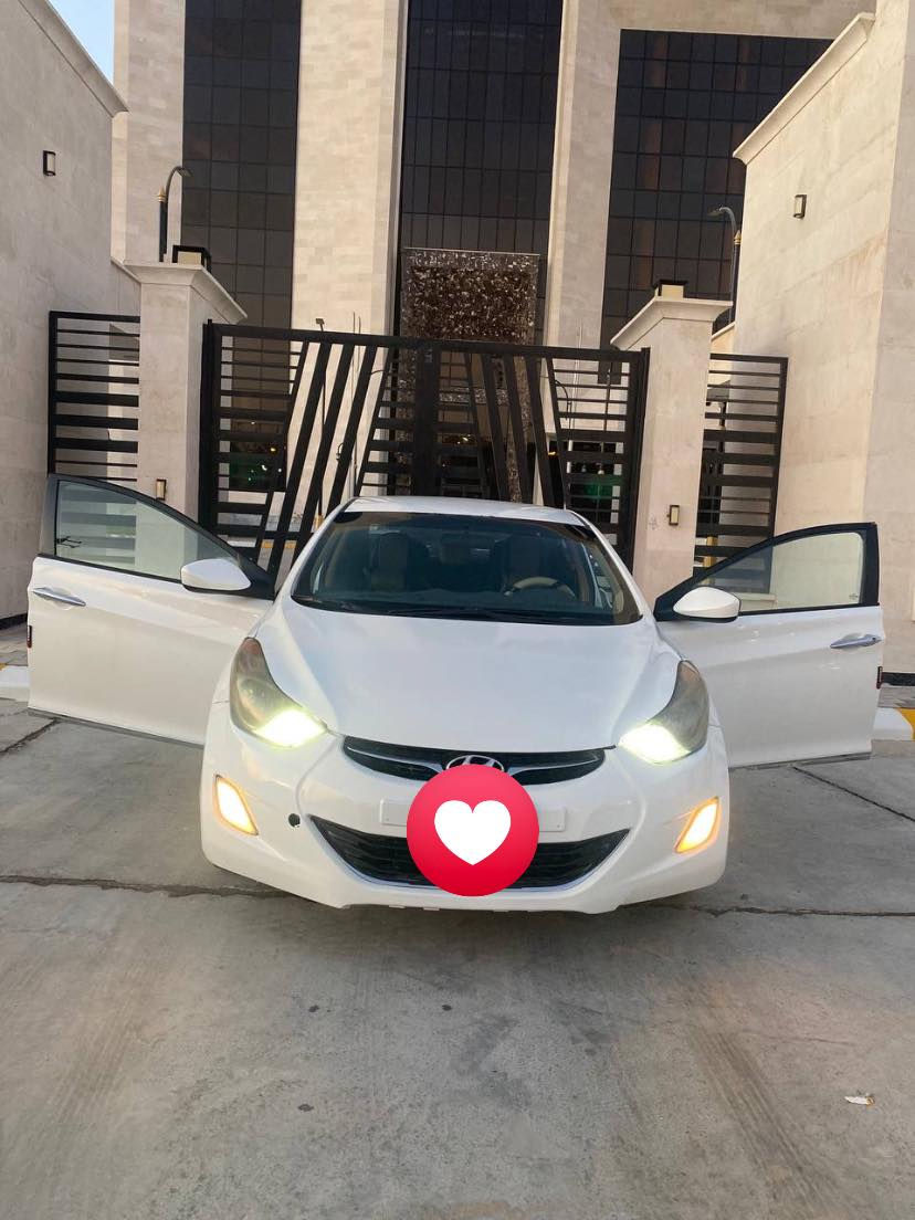 النترا 2012 وارد أمريكي
مكينه 1800دوش مجفته

فول اوتماتيك

ماشيه ٩٠ ألف مايل حقيقي

منضومه زنون وتايرات  جديده

بيه صبغ بنيد وبيه نكراش صفحه اليسره بدون صبغ
السعر ٩٣
السياره بأسمي 

الرقم *********** مكاني الفلوجه
