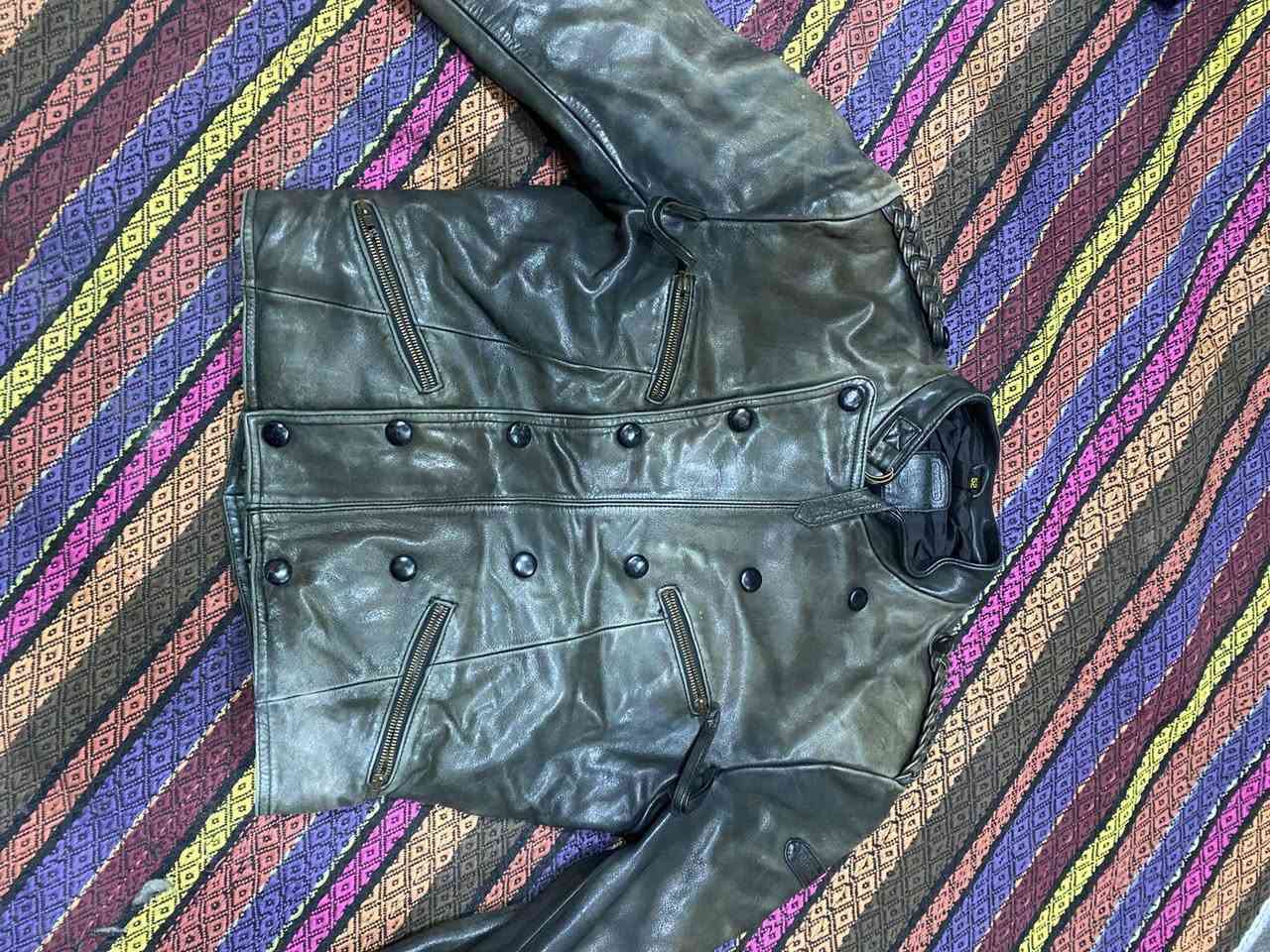 السلام عليكم طلعتلي قماصل مال دراجات ناريه فول كسارات القطعه ع 25 الف مكاني بغداد البلديات *********** واتساب
