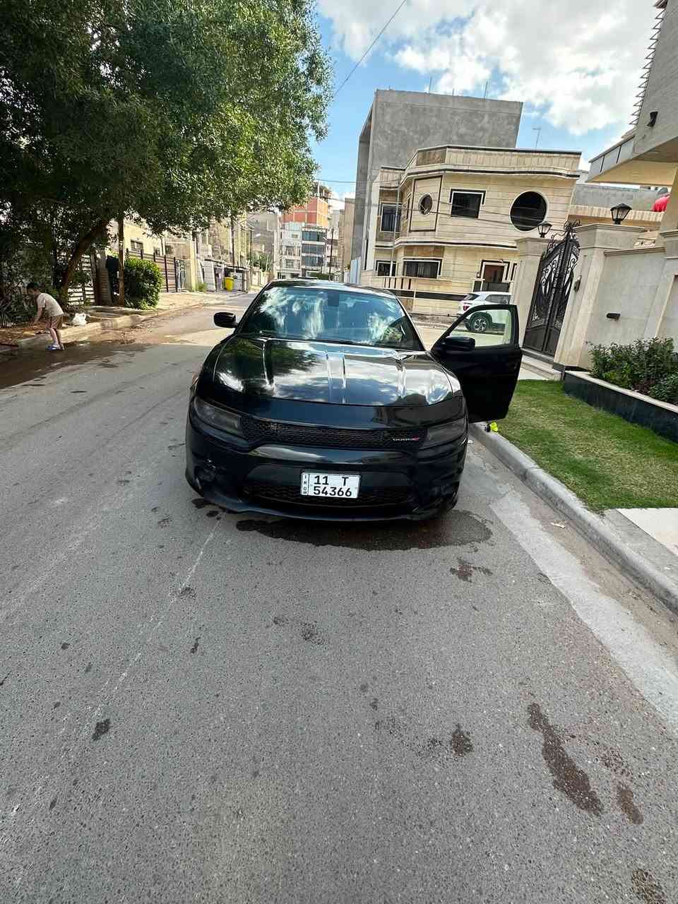 السلام عليكم من رخصه الادمن المحترم ارجو الموافقه على المنشور
جارجر لون اسود موديل ٢٠١٦ بوليسي هيمي سونارها موجود سياره جاهزه مكاني بغداد 

المنصور السعر ١٣٥ 

***********
