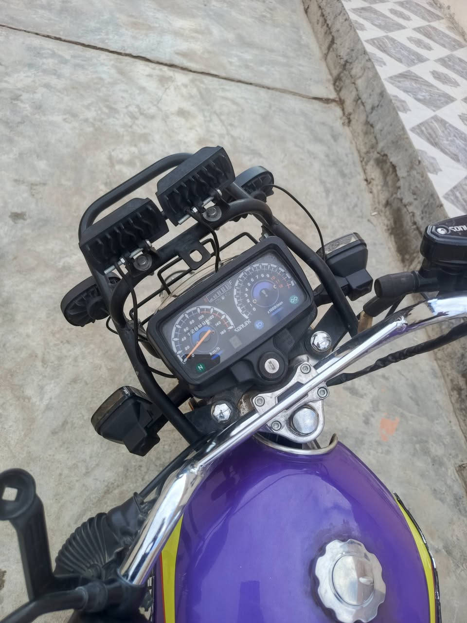 سيفان  موديل 2023 مستخدم شهر السعر 680 وحياكم للاتصال على هذا الرقم مكاني قريه البو طعمه ***********
