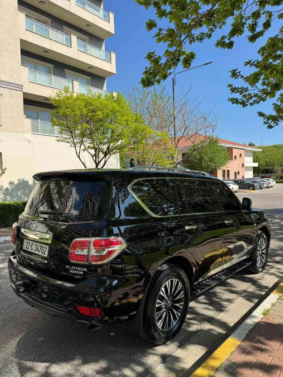 NISSAN PATROL  PLATNUM 2017
‎ شى  تعفه و جديد  ماشاالله 📦📦📦📦📦سياره احلى من صوره حيل نضيفة     
‎بلاتينيوم اعله فأه فول فول محرك8 ثلندر  
‎مموديل2017 وارد خليجي كفاله عامة- 1/1
‎                                          السعر / ٢٧٣ ورقة
‎                                                            المواصفات-
                                                              
‎  • نظامABS
‎• مساعد الفرامل barke assist
‎• نظام المحافظه على المسارVSC
‎• نظام توزيع قوه الفراملEBD
‎• نظام مساعده التسلق
‎• نظام مانع انحدار
‎• حساسات اماميه 
‎• حساسات خلفيه 
‎•رادار امامي
‎. كامرة 360 درجة 
‎•ثلاث شاشات 
‎•شاشة كبيرة لمس 
‎• حساسات الاطارات
‎• نظام مانع الانزلاقTCS
‎• نظام نقطعه عمياءblind spot 
‎•ثلاث وضعيات قيادة  ثلجي-صحراوي-وحل-جبلي 
‎• مثبت السرعه 
‎• قفل مركزي للابواب
‎• عجله القياده و مقاعد من الجلد 
‎• فتحه سقف
‎• دخول بواسطه مفتاح ذكي(بصمه)
‎• شاشات بظهر المقاعد الاماميه 
‎• كشنات كهربائية
‎•كشنات تدفأة تبريد
‎• مرايا الجانبيه كهربائية 
‎•اشاير با المري 
‎•تحكم وضعيات الستيرن كهربائي
‎• ثلاجه 
‎• تحكمات استيرن فول 
‎• اور اوكس / يو اس بي 
‎داخل صاج ملكي 
‎تبريد ثلاث قطع
‎جنطة كهرباء 
‎تشغيل عن بعد
‎وهواي بعد بيه مواصفات بالعافيه على الياخذه
                    
‎ملاحضات----------
‎سيارة دعامية لي دةعامي بشرت
‎مكفول من صبغ و بارد و تبدل 
‎سيارة رةقم اربيل دولية 
‎سةنةوية ،  جديدة
‎مكان السيارة سليمانيية 
‎-للستفسار التصال  الرقم  
(***********)
‎ السعر / ٢٧٣ ورقة $ السليمانية, العراق

