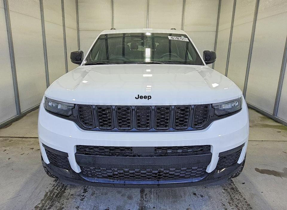 ♦️شركة النخبة - ELITE للمزادات وتجارة السيارات♦️

🔸السلام عليكم ..
♦️نوع السيارة …
♦️JEEP - GRAND CHEROKE - LAREDO - 2025♦️

♦️تاريخ المزايدة غداً الثلاثاء بعد الخامسة مسائاً
♦️2026 - 5 - 12

🔸عداد المسافات - 18 الف ميل فقط .
🔸الاسطوانات - 6 سلندر .
🔸حجم المحرك - 3.6 .
🔸الوقود - بانزين .

♦️الأضرار  :- حسب الصور المرفقة

🔸للدخول الى المزاد او شراء سيارة
🔸او اي استفسار يرجى التواصل مع …

♦️شركة الخبة - ELITEللمزادات وتجارة السيارات♦️

🔹عثمان الناصر - ‭0774 810 7610‬

📍صلاح الدين - قضاء العلم - قيصرية الخالد📍
