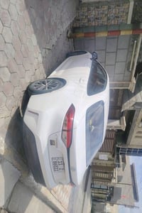 شنو موديل السيارة والسنة؟:  ٢٠٢٥ كم ماشية السيارة بالكيلومترات؟:  ٢٨ و...