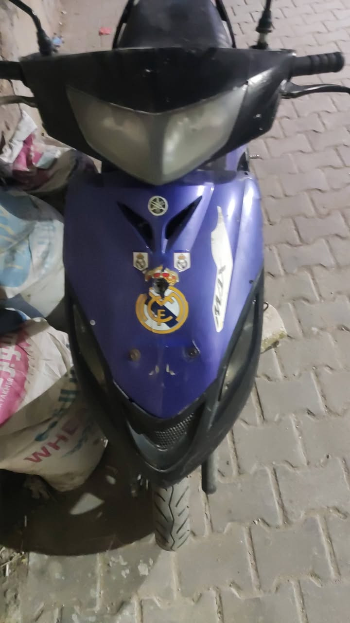 دراجه ماكس 140 دراجه يرادلها شويه ترتيب 
مكاني بغداد سعر 250 وبيها مجال


**إذا كنت صاحب هذا الإعلان وتريد حذفه لأي سبب، رجاءا أرسل رسالة إلى الدعم الفني**