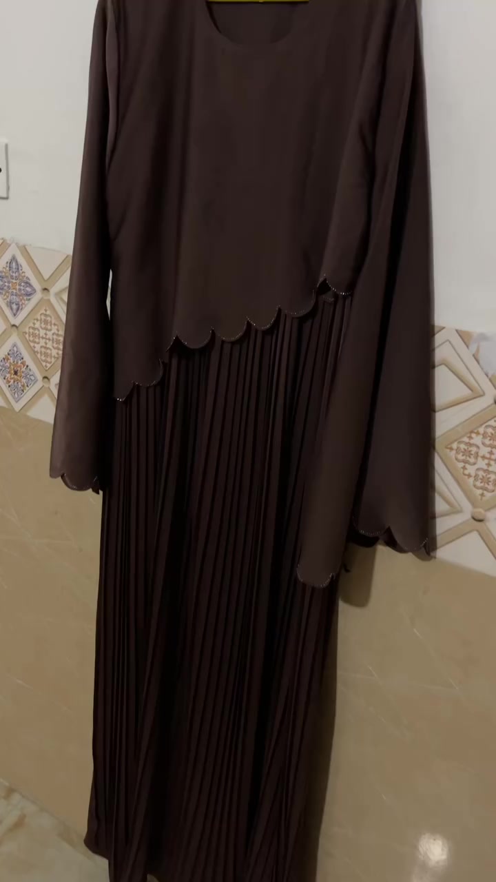 مرحبا صايه خليجي مشتريته ب٥٠ بس طلع قياسه كبير كربلاء متوفر توصيل أريده ب٣٠ قماشه دبل جرجيت يجنن بحثو عليه وشوفوه لون جوزي


**إذا كنت صاحب هذا الإعلان وتريد حذفه لأي سبب، رجاءا أرسل رسالة إلى الدعم الفني**