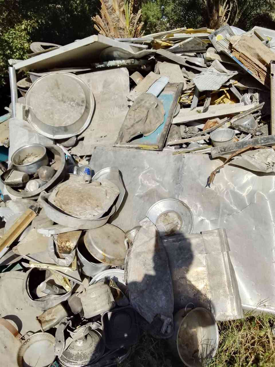 للبيع مطروح كمية تقريبا 10طن ***********
