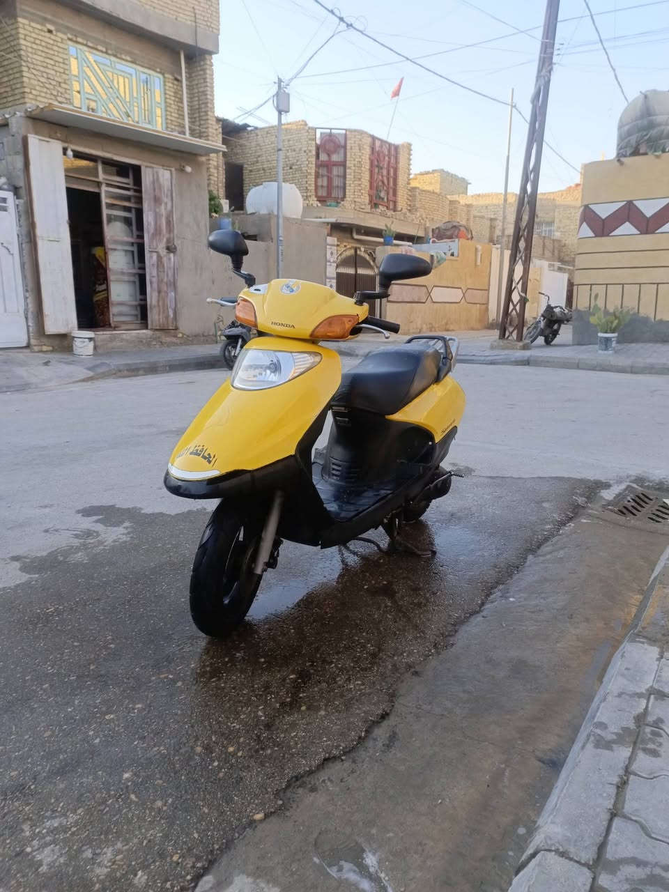 سلام عليكم درجة سبيسي ياباني كفرات اصلي ناعمه قفل ستيرن خير من الله بل مشي كلشي ماناقصه دك سلف وطلع مجفته اصلي مرة واحدة سعر500 وبيه مجال مكاني زين القوس شارع المله رقمي ***********
