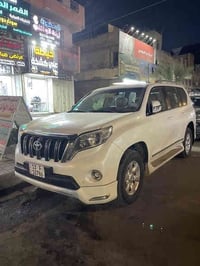 للبيع برادو  ٢٠١٦   ٤ سلندر فول مواصفات  فتحة  كشنات امامية كهرباء   ك...