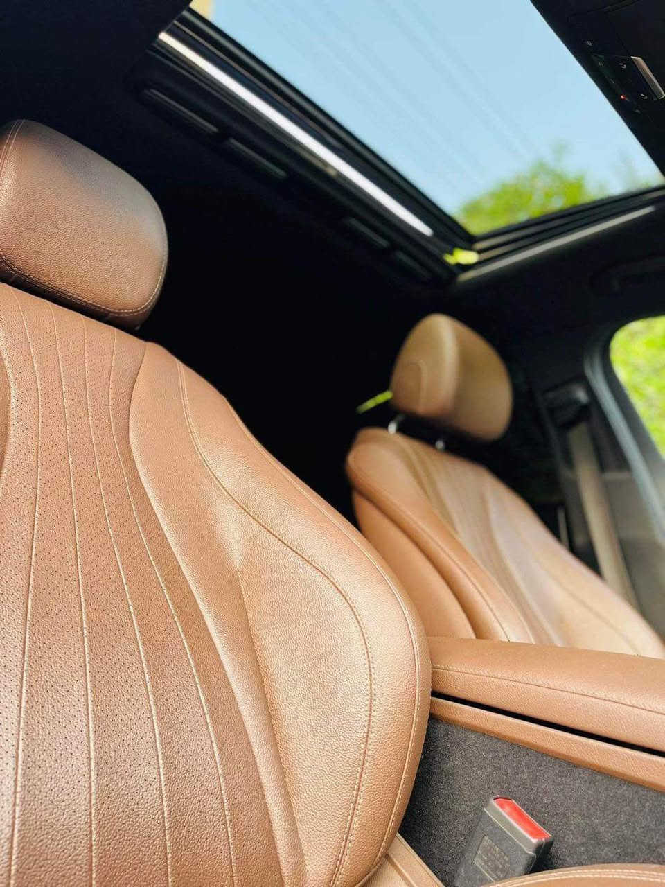 سلام عليكم
للبيع فقط

مارسيدس بنز E300

MERCEDES BENZ - E300 W213 - 2017 - BODY KIT E63 

ممشى : 60الـف فقط 

وارد اميركـا : حادث بنيـد امبدل ومصبوغ وصابغين ويا جاملغ واحد بدون اي دواخـل

اللون حبـري ( داخـل قرميـدي ) 

.

- لايـت داينمك ملتبيـم - شاشة ديجيتـال متصل - فتحـة سقف سلايـد - دركـة 2020 AMG E63 - دكتـات تبـريد G CLASS متغير - تويتـرات برومستـر متغير - سستم صوت برومستـر - ثيمـات AMG - كت كامـل E63s - كراسـي كهرباء - كراسي تدفئة - جنطة شفط - ٥ بصمات - مـري شفط - رادار امـامي - رادار جانبي - رادار خلفـي - دبـل ماوس - حساس خلفي و امـامي .وباقي مواصفات المارسيدس الE

مكان السياره بغداد تحويل مباشر

السعر ب265$ ورقه وبيه مجال بسيط حك الجيه

واي استفسار اني حاضر

***********

***********

( محمد الصعب )
