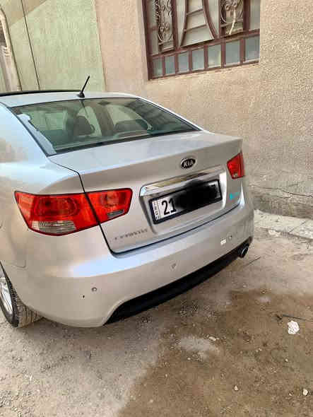 السلام عليكم سيراتو 2012 فول موصفات ١-١محرك 1600 خليجي رقم سليمانية بسم ابنية بغداد تريد تحويل تريد وكالة فتحة سقف اشاير مري + شفط مقاعد جلد بلادي 
بصمة ابواب + تشغيل 
سيارة غير من اللة حادثها بسيط جدا فقط قبق البانزين 
سونار موجود سيارة ماشية فوك 200 
السعر 114 بيها مجال مكان السيارة الكاظمية 

ملاحظة : الكير فقط الواشر مبدل 
اللة يسهل للطرفين ***********
