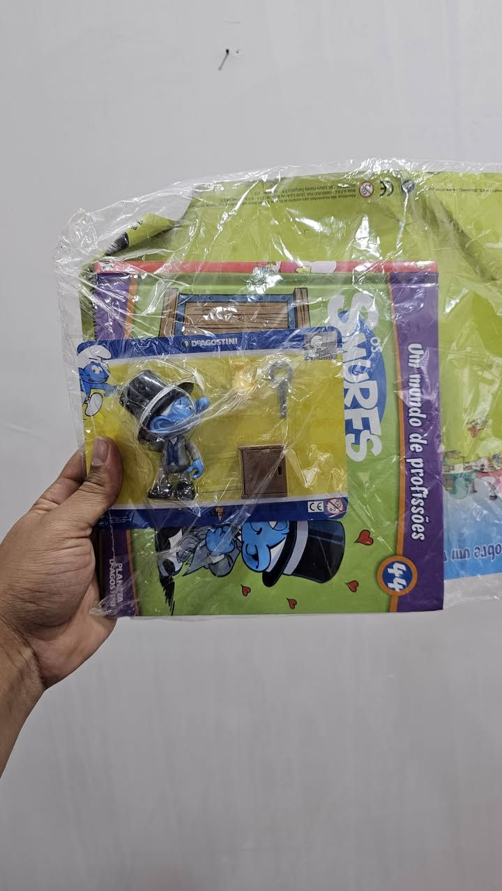 نوادر السنافر لعشاق التميز مقتنيات الطيبين الأصلية متوفر الآن مجسمات السنافر النادرة إصدار شركة DeAgostini العالمية العدد 44 من سلسلة عالم المهن الشهيرة القطعة جديدة تماما بتغليف المصنع الأصلي MIP ولم تفتح أبدا وتأتي كاملة مع الكتيب الخاص بها وملحقاتها  هذا الإصدار توقف إنتاجه منذ سنوات ويعتبر من النوادر المطلوبة عالميا لهواة إكمال المجموعات نظرا لدقة تفاصيله وجودة صناعته العالية قطعة استثمارية وجمالية تزداد قيمتها مع الوقت لا تفوت فرصة امتلاكها بحالتها الأصلية النادرة العدد ثمان قطع واسعارهم ليست مناسبة لمن لا يعرف قيمة القطعة 🫶


**إذا كنت صاحب هذا الإعلان وتريد حذفه لأي سبب، رجاءا أرسل رسالة إلى الدعم الفني**