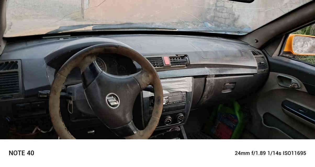 السلام عليكم ورحمة الله وبركاته
ليفان ٥٢٠ للبيع موديل ٢٠١١
السعر ١٤ ورقة  
المكان كركوك
***********
