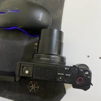 الكاميرا  الغنية عن التعريف سوني zv1 تصوير 60فريم  4k  الشيئ الوحيد ال...