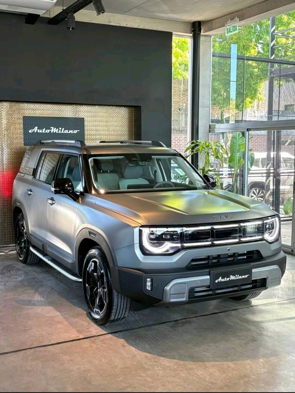 🚙 عرض تقسيط حصري – BAIC BJ30 (بايك BJ30) 🚙
فول مواصفات | مع اللوحات | 
✅ أقل راتب 500 ألف دينار
✅ موظف مدني حصراً
✅ أو كفيل موظف مدني حصراً
💰 القسط الشهري: 480,000 دينار فقط
📆 مدة التقسيط: 8 سنوات
🛡 ضمان السيارة: 8 سنوات
🚗 التسليم خلال 20-30 يوم فقط
∆ عنوان  بابل الحلة شارع ٨٠ جهة كربلاء - ركن شارع محيزم ( شارع الكيات ) مجاور اسواق ركن المدينة -  شركه الماس لتجارة السيارات 
دوام المكتب يوميا من الساعة ٩صباحا - ٤ عصرا عدا يوم الجمعة