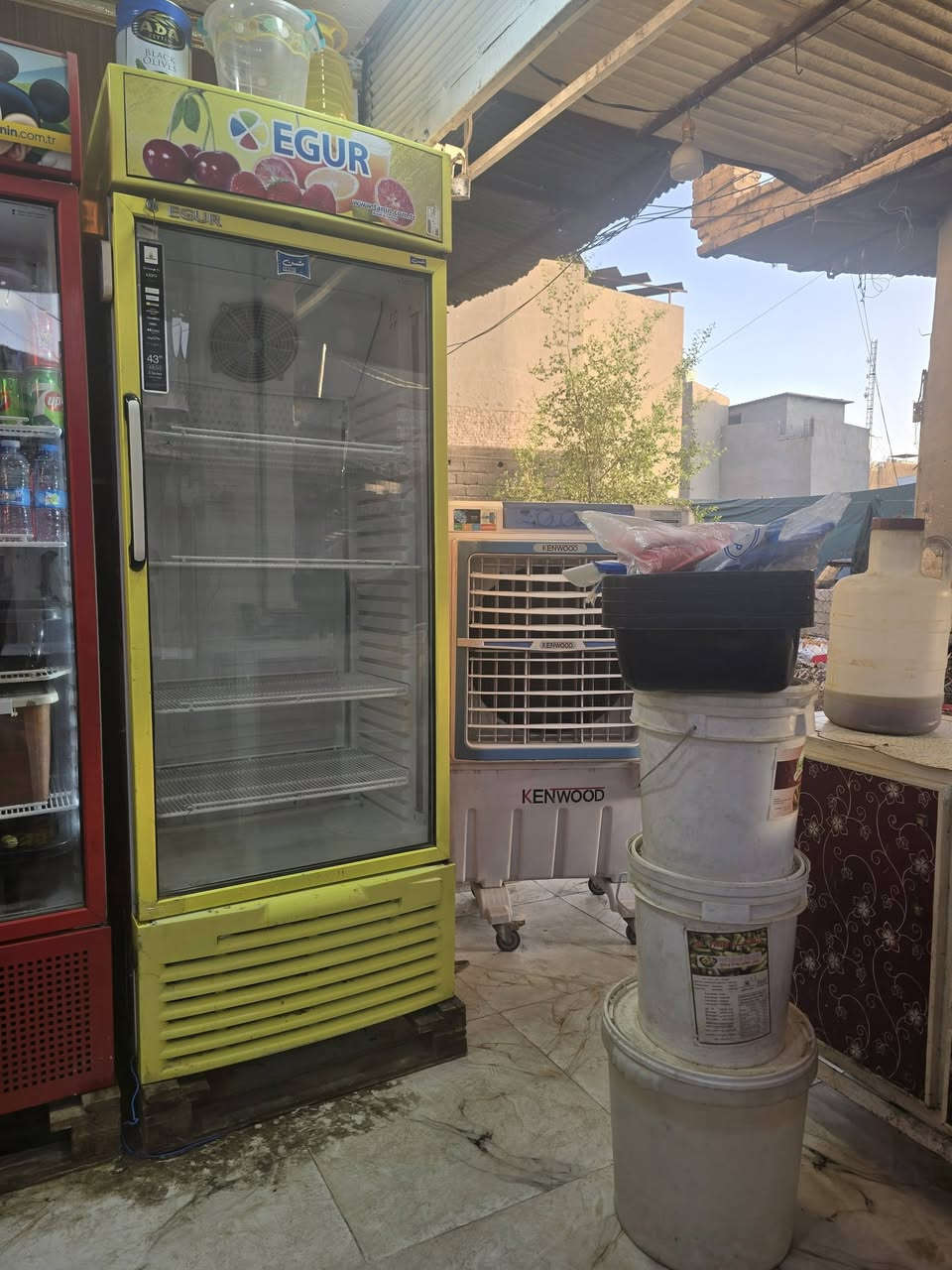 السلام عليكم
اخوان مكلف بالنشر براد عامودي تركي شركة ايكور الاصلي  نظيف جدأ نوع الحجم الكبير العطل ماطور فقط معروض للبيع بسعر مناسب للشراي الاتصال موبايل ،/     *********** ابو علي
