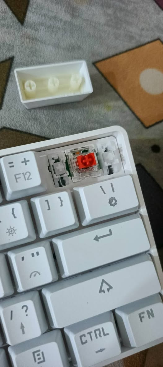 كيبورد ميكانيكي RGB متوفر عدد 2 سعر القطعه 15


**إذا كنت صاحب هذا الإعلان وتريد حذفه لأي سبب، رجاءا أرسل رسالة إلى الدعم الفني**