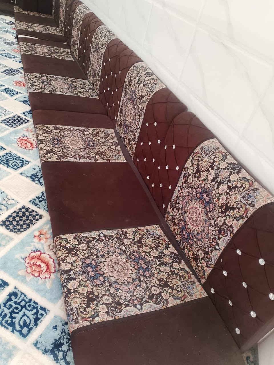 جلسة للبيع جديدة صارله. شهرين من شتريتهة نضيفة. بمعنة الكلمة الستفسار اتصل***********كربلاء المن الداخلي
