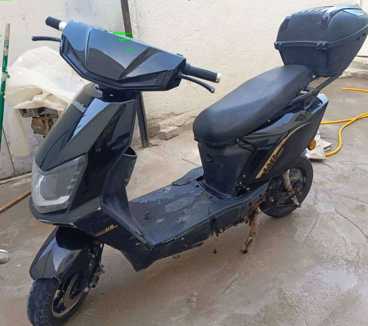 السلام عليكم دراجه شحن نوعيه راقيه كلشي شغال وشلعته تخبل  بس  سكليتر نمره 3 عاطله يرادله تبديل وماماثر عليها عادي تمشي وسريعه السعر 300 وبيه   مجال للشراي  للتفاصيل راسلني خاص


**إذا كنت صاحب هذا الإعلان وتريد حذفه لأي سبب، رجاءا أرسل رسالة إلى الدعم الفني**