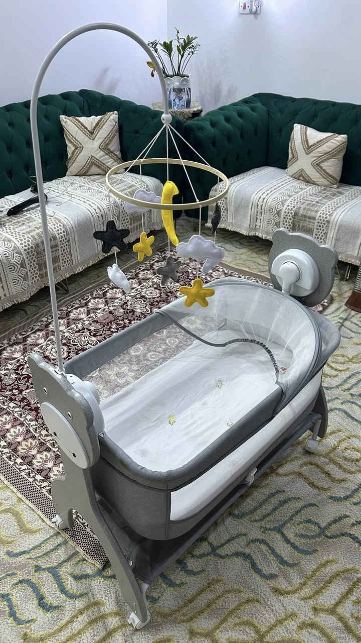 كاروك يهز الطفل ع الكهرباء يعني الام متتعب تنام وهيه مرتاحه وتخلص شغلها وهيه مرتاحه والطفل بسابع نومه 😂 بي ٣درجات وبي مؤت اذا تحبين فتره ويوگف ربع ساعه ونص ساعه وثلاث ترباع الساعه وبي موسيقى وگلوب حتى بالليل تشوفين الطفل وياا هديه الدوشگ مالته بعد اكو احلى من هيج 🥹


**إذا كنت صاحب هذا الإعلان وتريد حذفه لأي سبب، رجاءا أرسل رسالة إلى الدعم الفني**