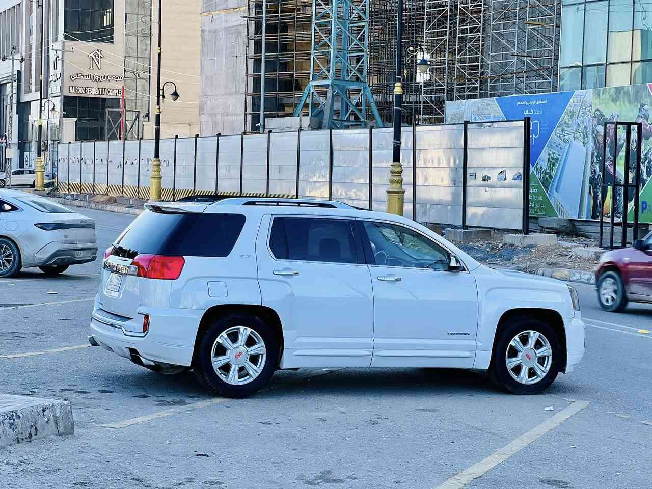 جمسي تيران دنلي مديل 2017 سعره138 وبيه مجال للاستفسار الاتصال *********** وارد مريكي حادثه  باب سايق بدون دواخل ولباقي كفاله عامه مواصفات دنلي فول 1عله 1 بصمه تشغيل بصمه بواب فتحه سقف كشنات جلد كهربائي تحكم ستيرن حساسات خلفيه اماميه دمام خلفي جنطه شفط كشنات كهربائي قطعتين تبريد مثبت سرعه مانع نزلاق شاشه كامره دواره ويل كب كروم مكينه سته 6سلندر مكينه وكير مكفولات حداديه جديدهه تخم تاير جديد تبريد شغال ثلج سياره جديده وجاهزه وأي نقص مابيهه سنويه لل 29مشروع وطني مكان سياره كربلاء
