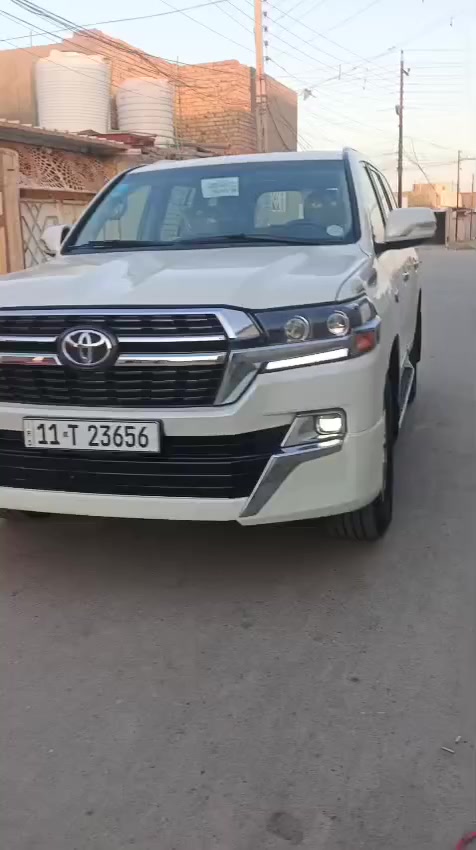 السلام عليكم رمضان كريم وصيام مقبول ان شاء الله لاندكروز 2011 ،،،5700 محدثه 21 كفاله ما عدا قطع التحديث فقط سونار موجود يعني مواصفات لكزس اربع بصمات عداد 260 سياره جاهزه للاخير تجي وتشوف بعينك تراي 21 وبالعافيه علي ياخذها بيع ومراوس رقم بغداد تحويل مباشر العنوان ذي قار الفجر 
السعر المطلوب 310 وبيها مجال اخوان الله يرحم والدينكم اللي ما يعجبه السعر يعبر المنشور هواي سيارات بالسوق موجوده


**إذا كنت صاحب هذا الإعلان وتريد حذفه لأي سبب، رجاءا أرسل رسالة إلى الدعم الفني**