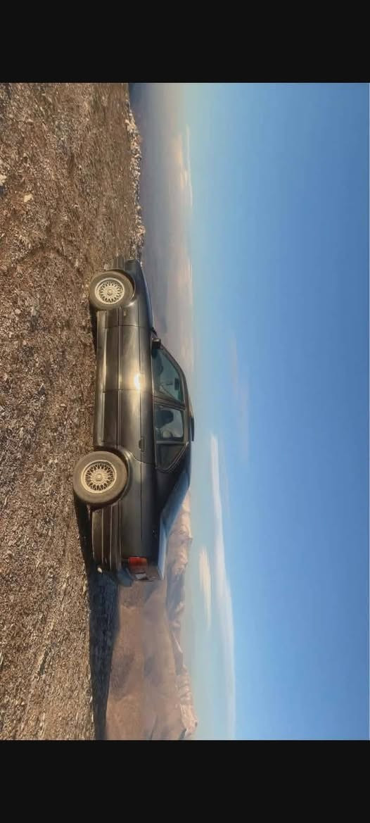 Bmw 1995 tomatek 
2jam karaba slaed  
dwgmay (S w bafr)
 eshaka mazwbta 
gerwmakenay mazbwt bashrt 
Armw awleaty bashrat
***********
